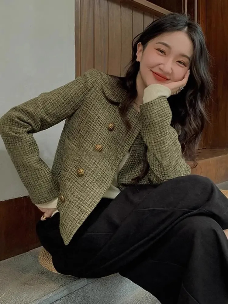 Vintage French Buttons Tweed Jacket Women Spring Autumn Coat Cropped Short Tops Long Sleeve n Clothing Trends 250730