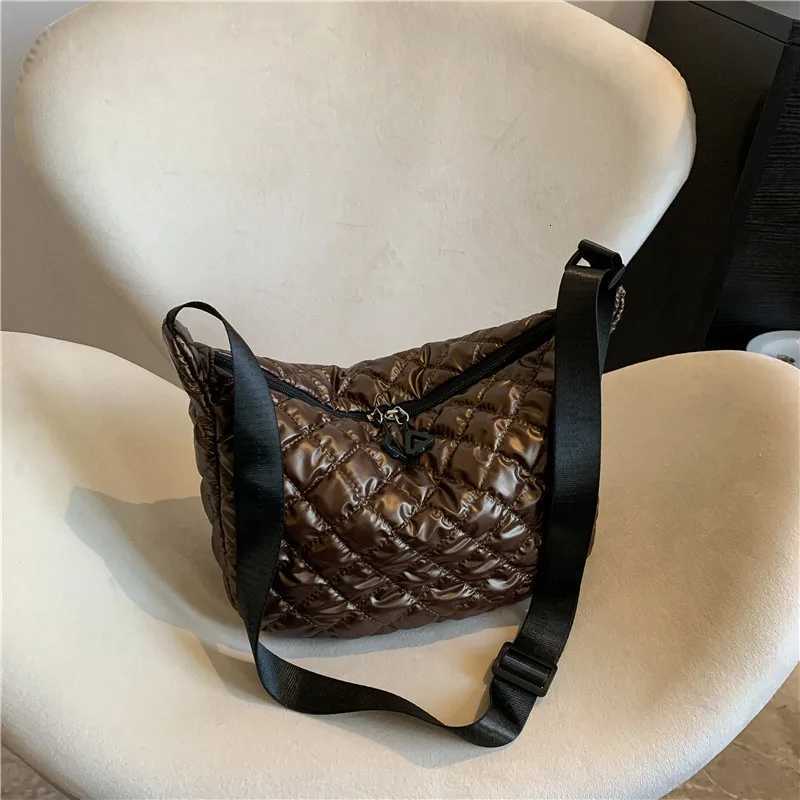 Mens Vintage Nylon Shoulder Underarm Bag Fem Casual Waterproof Crossbody Lady Quilted Space Cotton Handbag Y250730