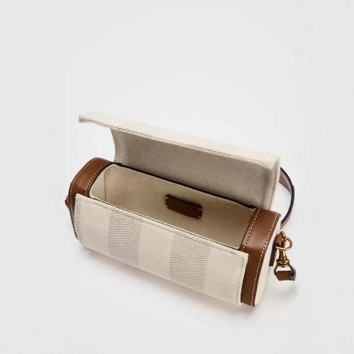 2025 Summer New Women's Shoulder Bag Armpit Bag Women's Shoulder Crossbody Bag Daily Casual Commuting Handbag Color Blocked Fashion Designer