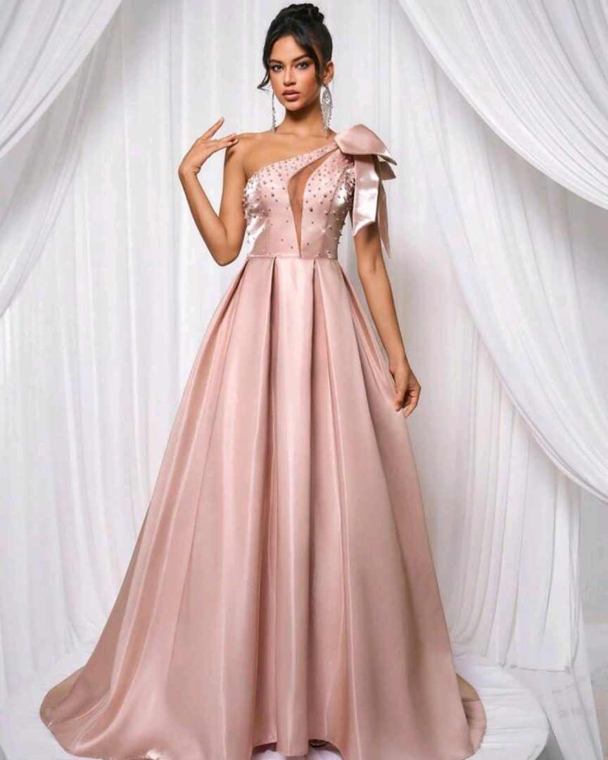 Graceful Pink Prom Dresses One Shoulder Sleeveless Lace-Up Court Gown Floor-Length Custom Made Formal Party Dress Vestido De Noite