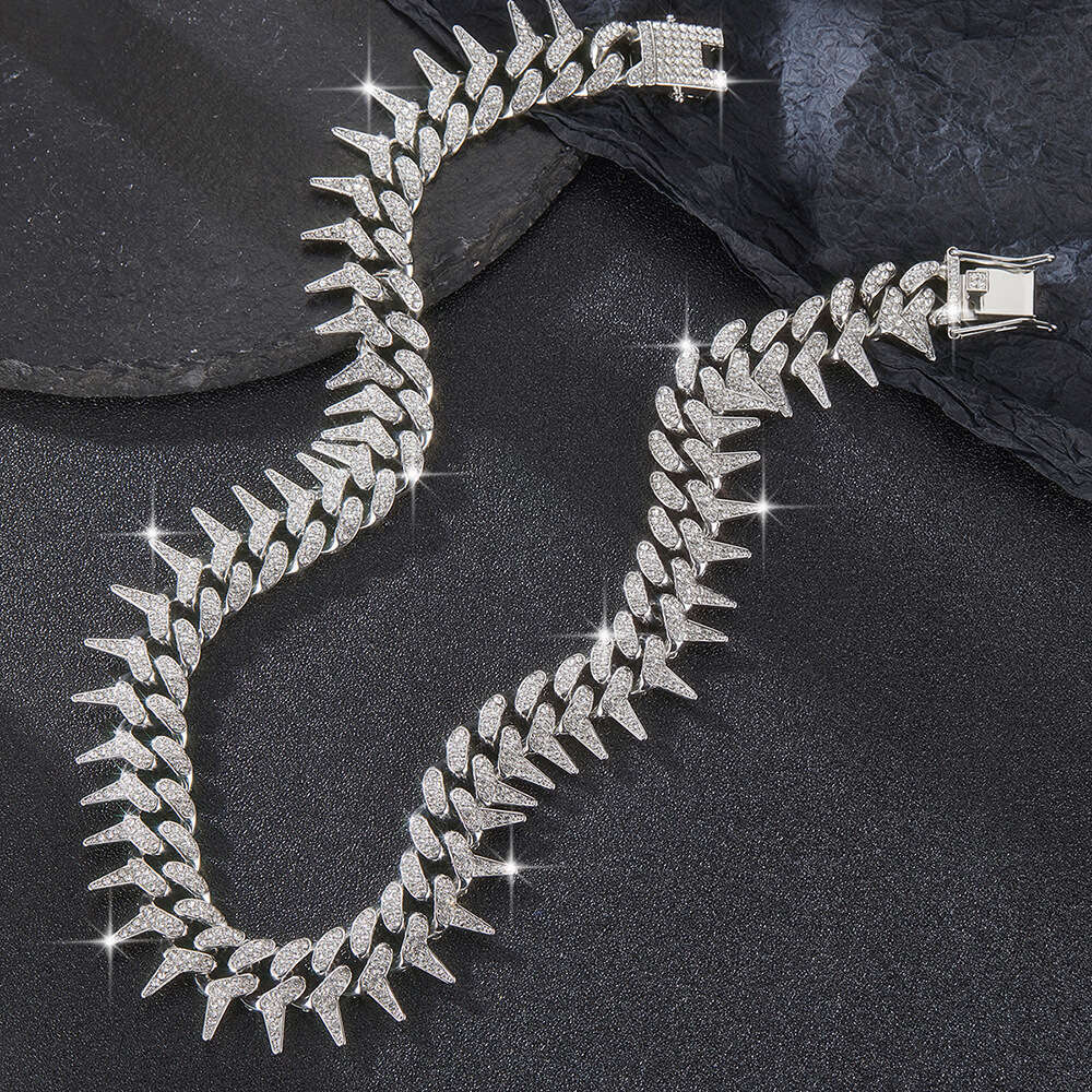 Hot Item Full Dia Thorn Cuban Chain Hip Hop Exaggerated Creative Personality 20mm Alloy Spike Necklace