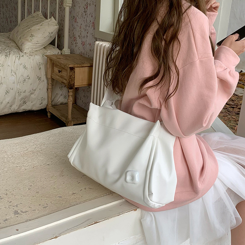 Designer Bag Large Capacity Pink Luxury Bag Student Class Casual Commuting Tote Bag New Texture Single Shoulder Crossbody Bag For Women Tote Bag