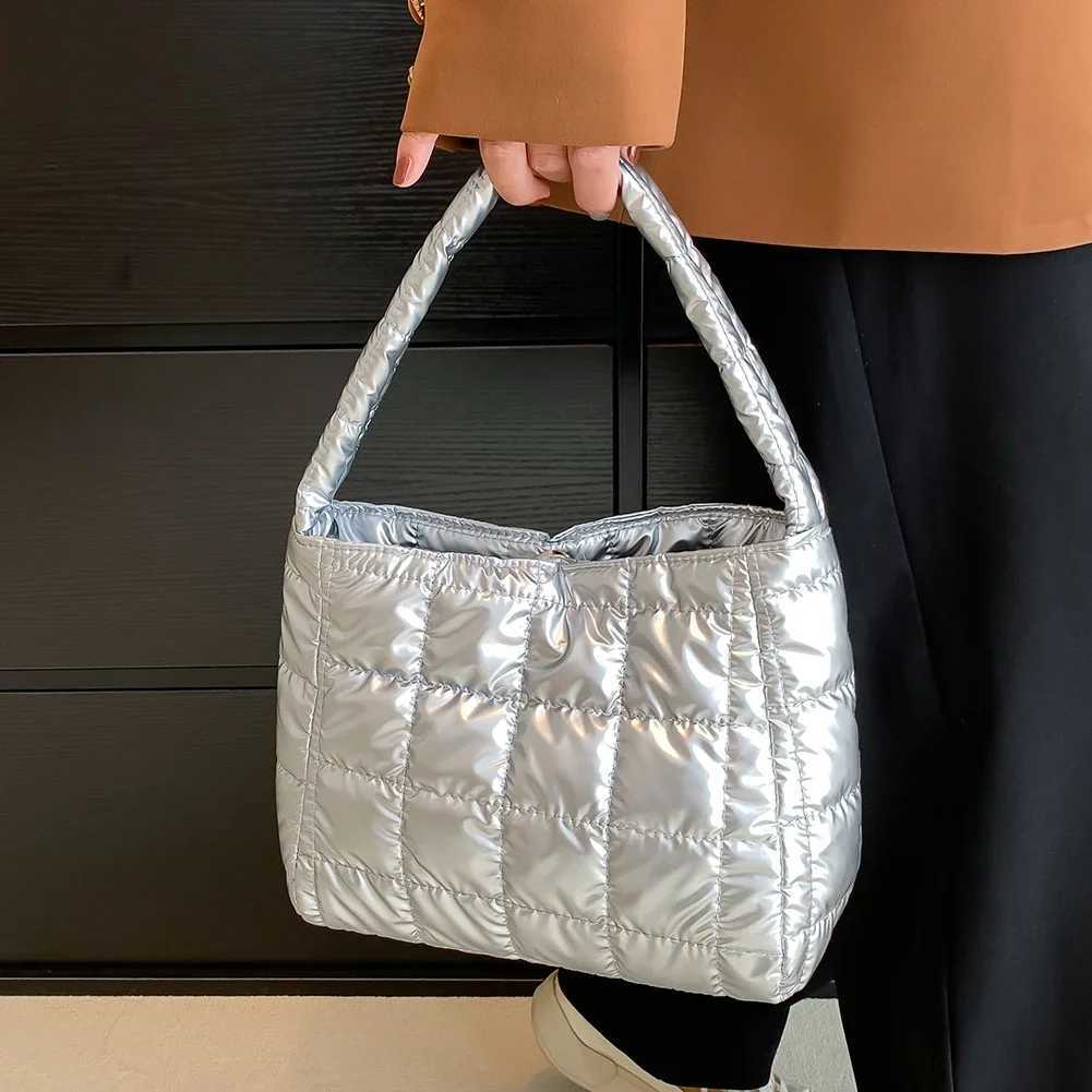 Quilted Fem Hand Bag Embroidered Plaid Casual Handbags Simple Lightweight Portable Solid Color for Weekend Shoulder Y250730