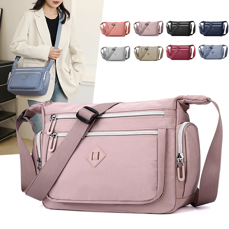 Colorful Fox Multi-Layer Large Capacity Shoulder for Women Outdoor Casual Water-Resistant Crossbody Simple Bag ddmymoon