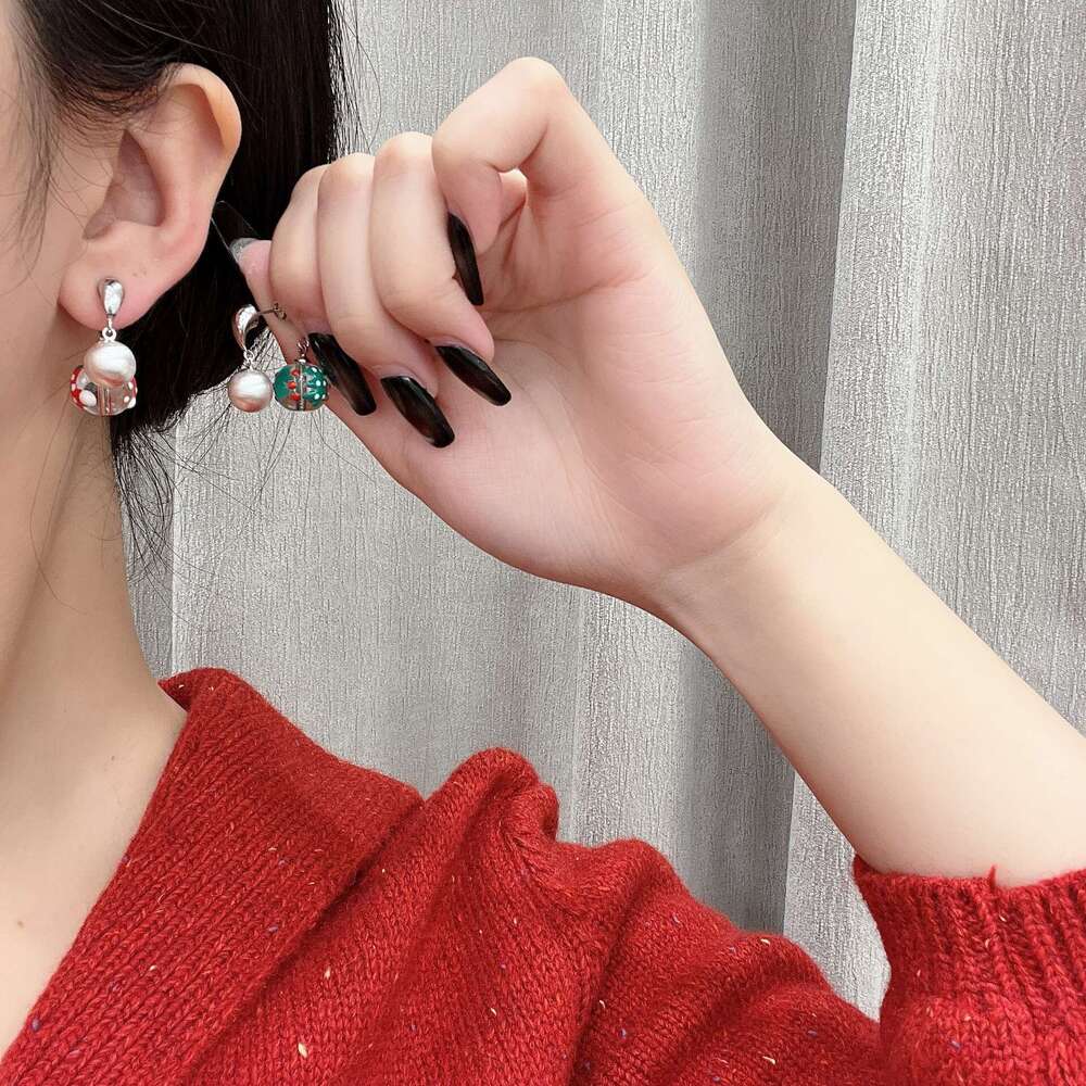 Christmas Series Cute Snowman Elderly Sweet Atmosphere Niche Versatile Design Personality Playful Earrings 56f