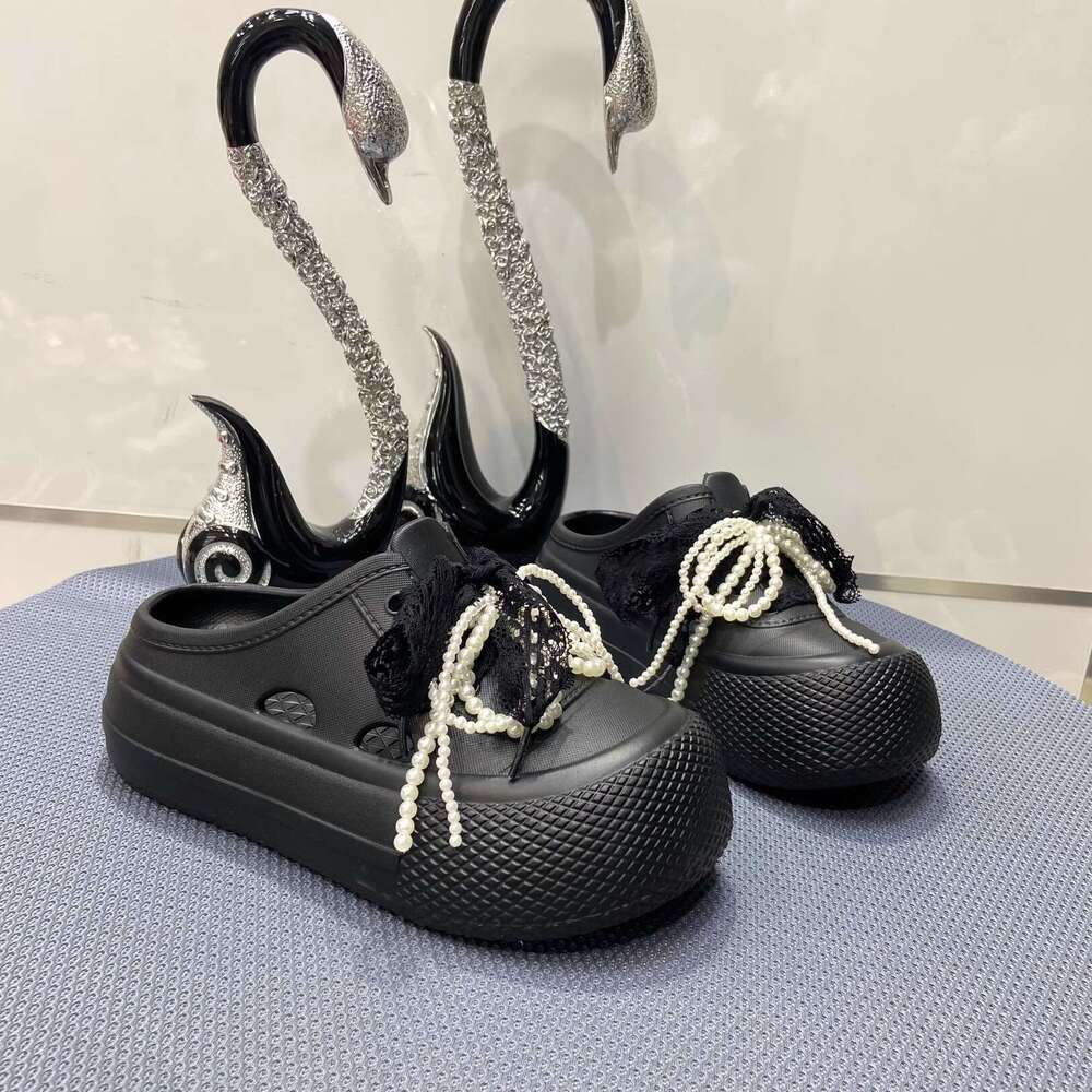TK2025 New Summer Lace Pearl Personality Lace-up Hole Shoes Beach Soft Sole Sandals