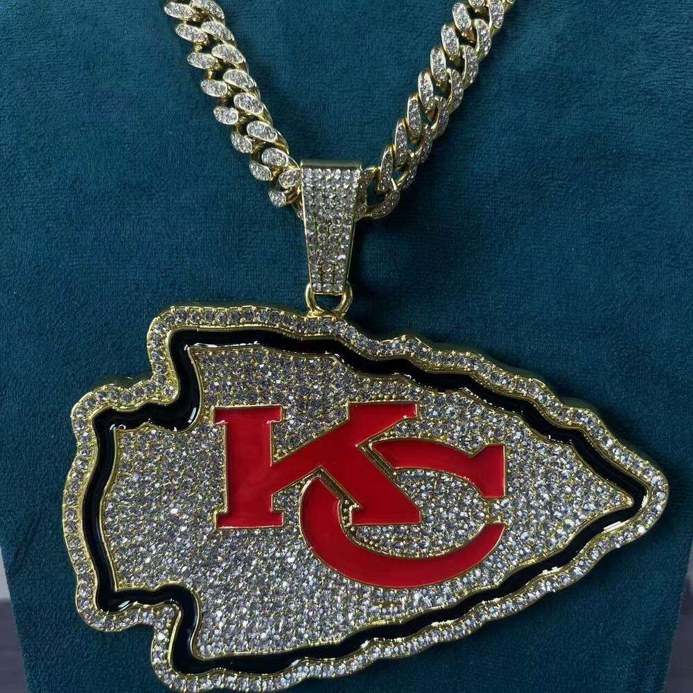 Hot Selling Dia-Studded Oil Drop American Football Team Personalized Creative Fashion Pendant
