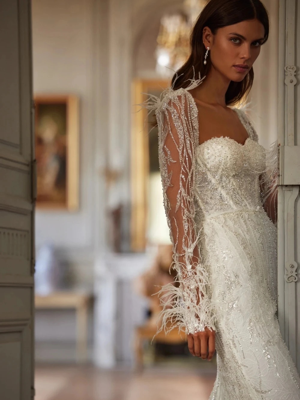 Classic Mermaid Wedding Dress Sweetheart Neck Long Sleeves Bridal Gowns Sequins Feather Backless Sweep Train Dresses Custom Made vestidos de novia