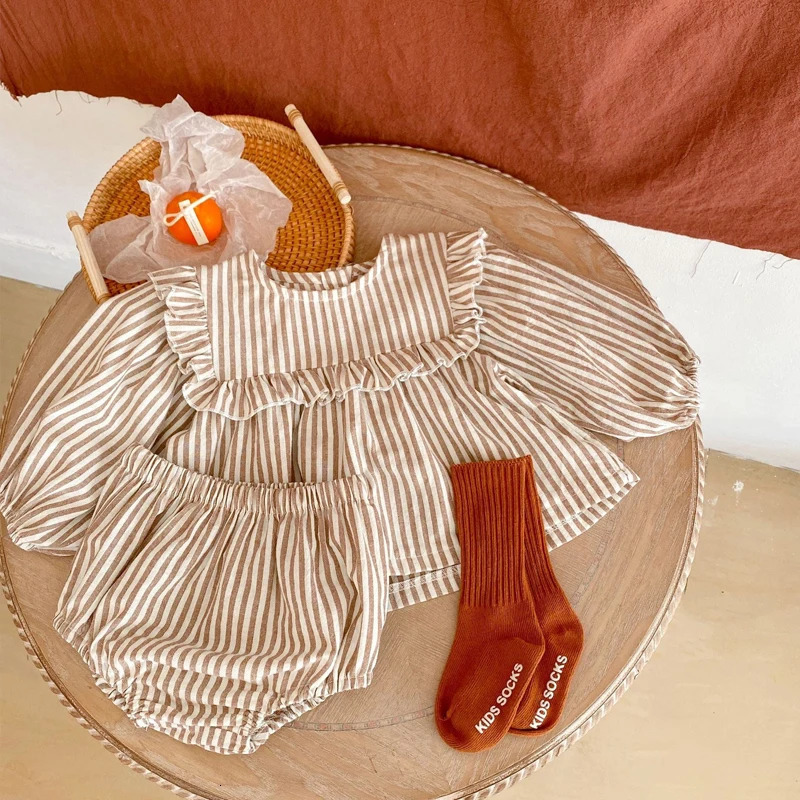 autumn baby clothing 0-3 year old girl with a ruffle collar striped long sleeved skirt and bread pants two-piece set 250729