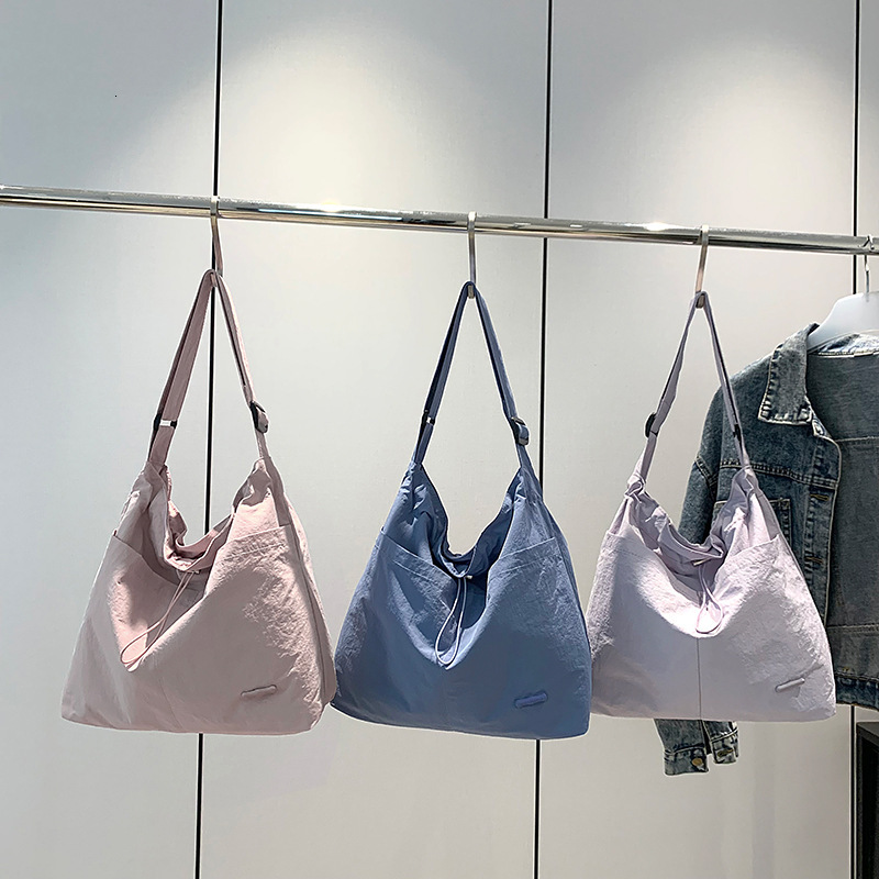 Colorful Fox Korean Version Niche Women's Artistic Simple Casual Crossbody Versatile Lightweight Drawstring Shoulder Bag ddmymoon