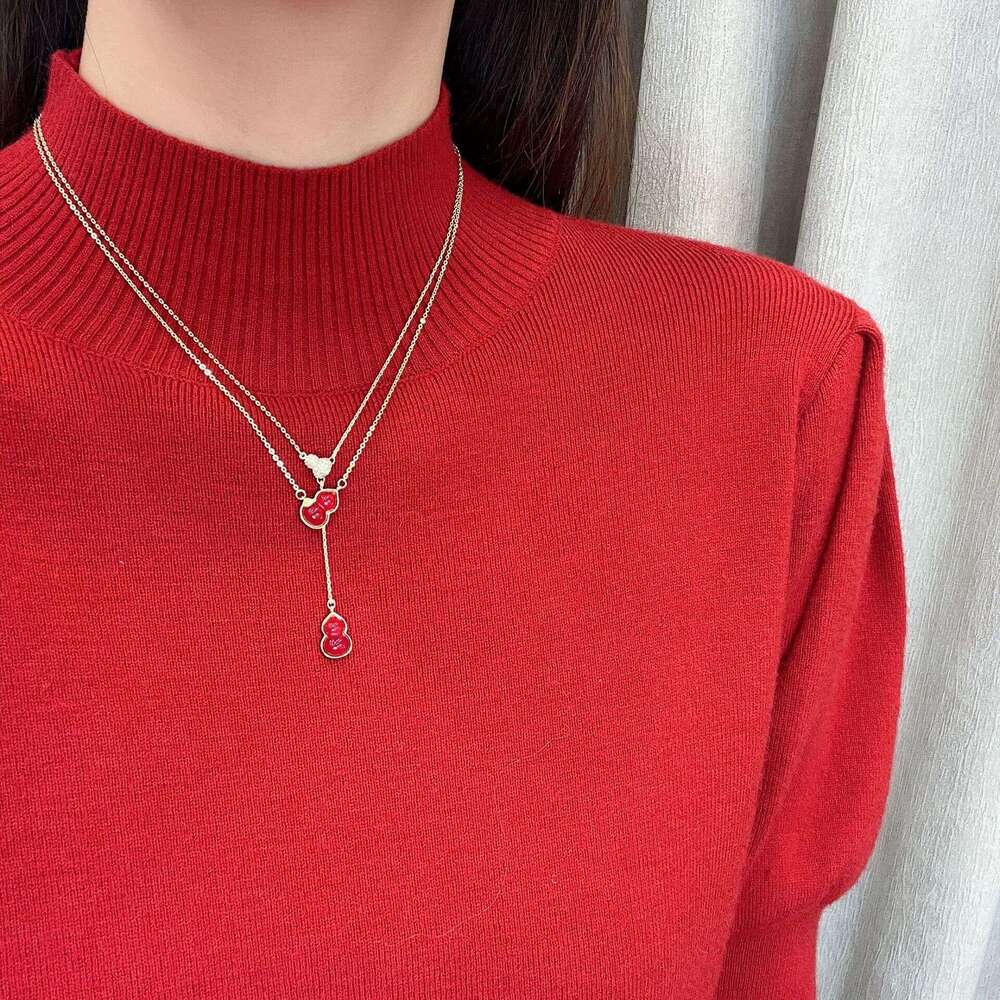 Gourd Sweater Chain Light High-End Elegant Versatile Unique Necklace 2024 New Women's Accessories Autumn Winter d5d