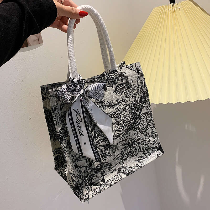 Large Capacity 2025 Summer Handbag Work Commute Tote for Women Going Out College Student Shoulder Bag