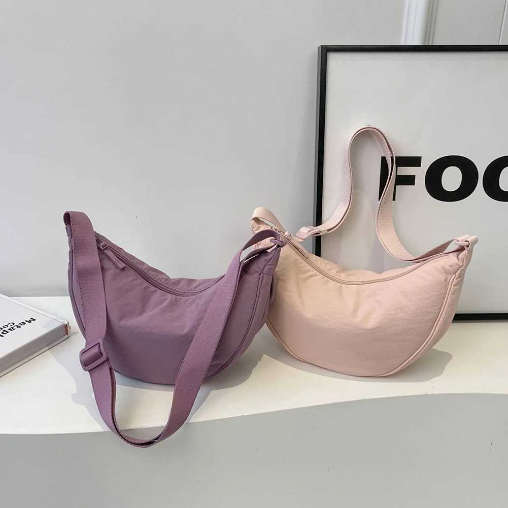 Women Fashion Cloud Shoulder Bag Solid Color Crossbody Crescent Bag Stylish Crossbody Bag Adjustable Strap for Vacation Party Y250729