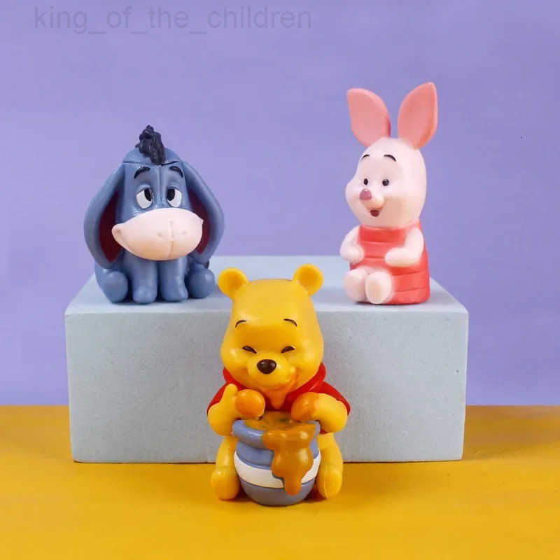 Disney 10pcs/set Cute Cartoon Winnie The Pooh Action Figure Toy Pooh Bear Tigger Eeyore Piglet Action Figure Dolls Toy Gifts for Kids W250730