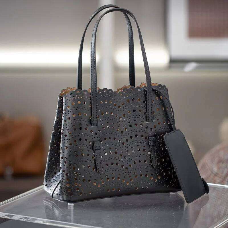 Brand Design Fashion Large Capacity Genuine Leather Bucket Bag 2024 High Quality Cowhide Shoulder Handbags For Women