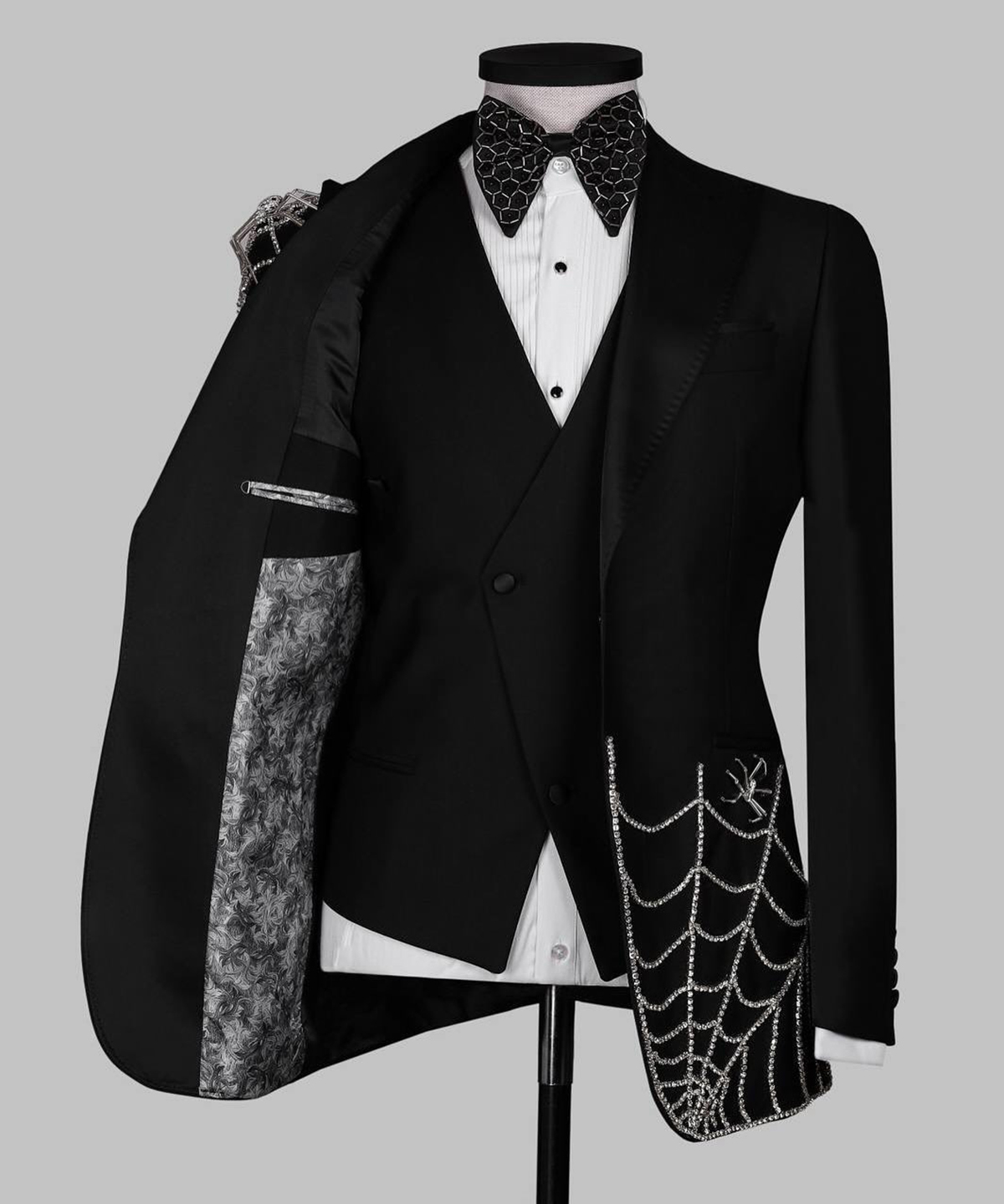Customized Men Suits Crystal Groom Wear Tuxedos Ropa Hombre 2 Piece Double Breasted Diamond Shawl Lapel Wedding Prom Blazers