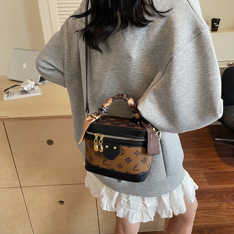 Luxury Bag 2025 Vintage Monogram Box Bag Women's Handbag Top Handle Crossbody Shoulder Stylish Elegant Vanity Case Free Shipping