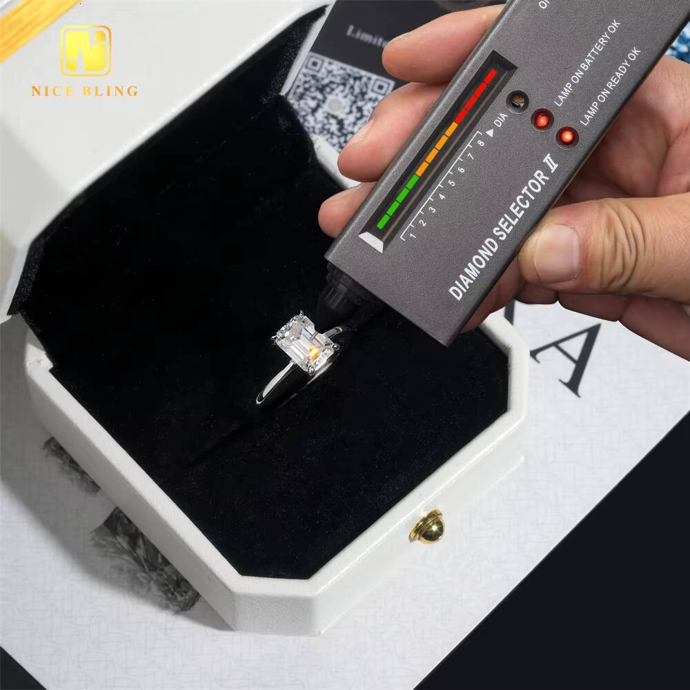 Wholesale 925 Sterling Silver Emerald Cut Vvs Diamond Engagement Rings Women Ring Moissanite Women Ring