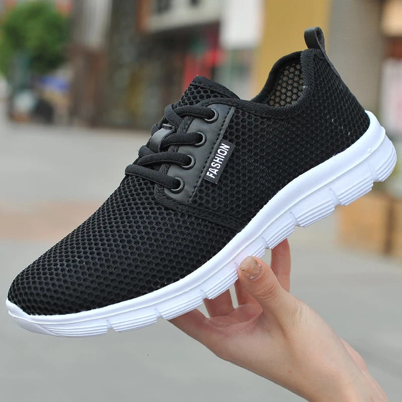 Summer Sneakers for Men Women Lightweight Beach Running Shoes Plus Size 48 Outdoor Shoes 250725