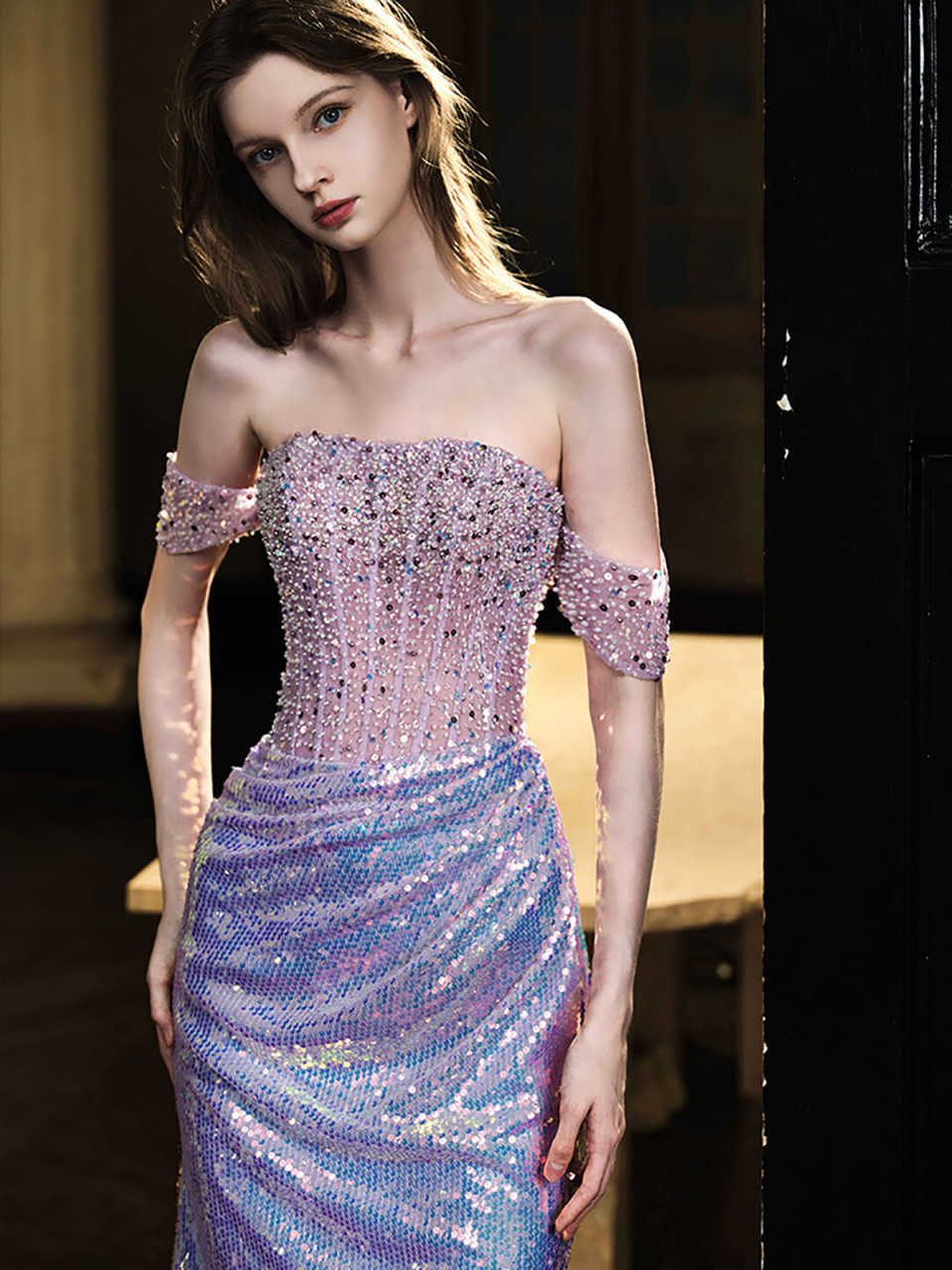 Bling Customized Sleeves Dubai Evening Prom Gown Mermaid Side Skirt Feathers Beaded Dress Women Party Formal Occasion Vestido De Noche