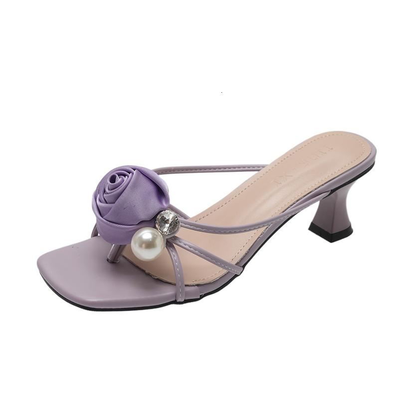 2025 new summer women's fashion niche design exquisite temperament thick heel designer high heels designer sandals women's sandals