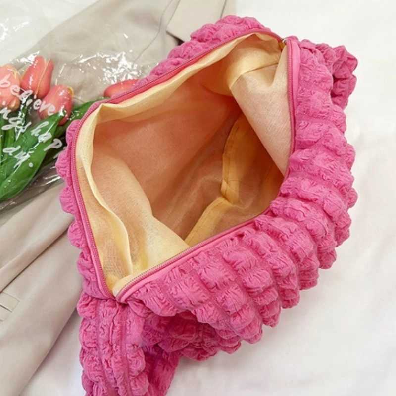 Crossbody Solid Color Shoulder Bag Large Capacity Tote Bag Underarm Bags Quilted Padded Fi Pleated Shoulder Bags for Women Y250730