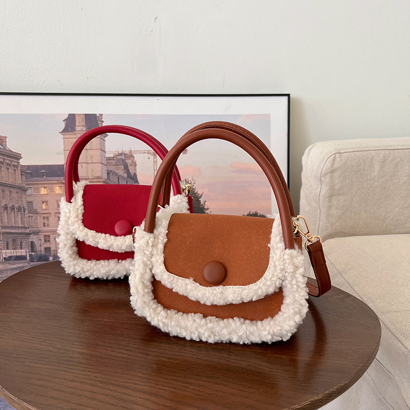 Designer Bag Autumn Winter Furry Bag For Women 2025 New Fashion Korean Retro Luxury Bag Handheld Small Square Bag Versatile Ins Style Single Shoulder 