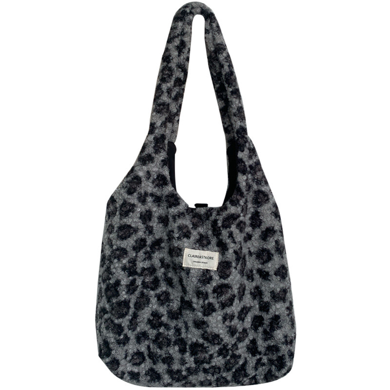 Designer Luxury Bag Bag Leopard Print Plush Bag For Women Winter 2025 New Commuter College Style Tote Bag Large Capacity Single Shoulder Furry Bag Tre