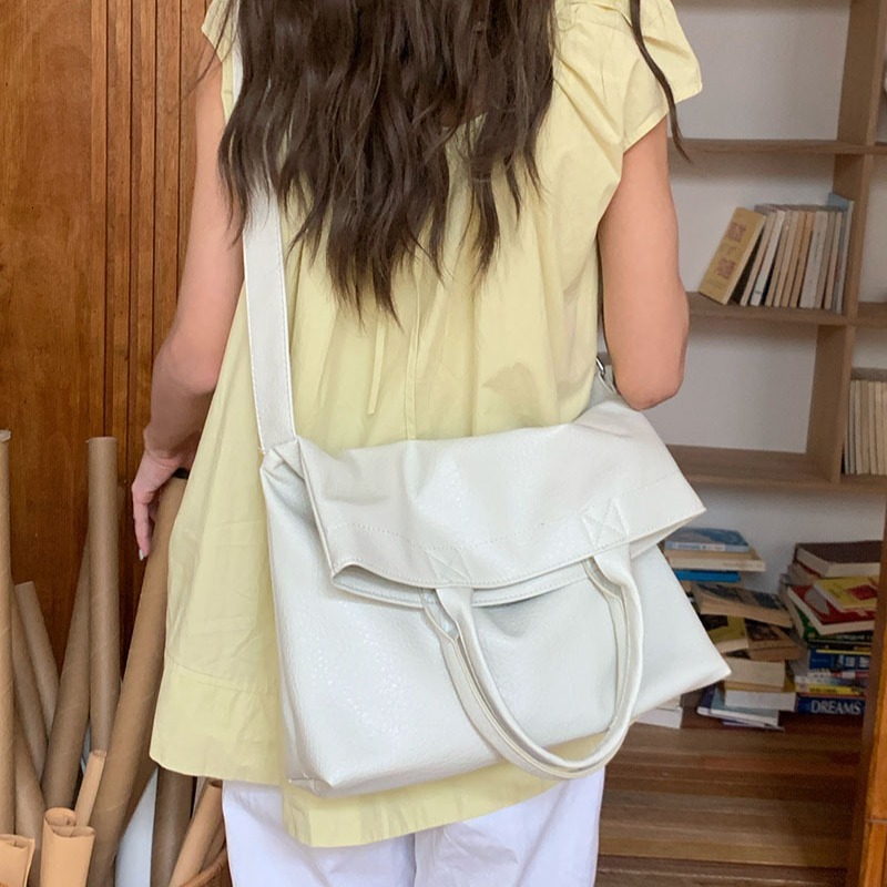 Designer Luxury Bag, Handheld Large-capacity Women's Bag, 2025 New Commuting Fashion Handbag, Casual Crossbody Bag, Underarm Bag