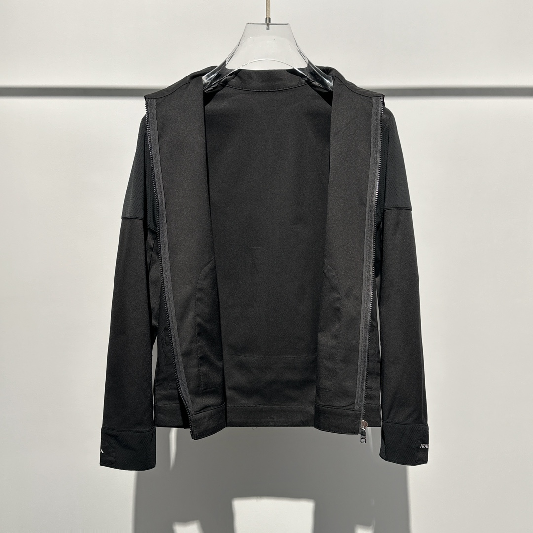 Brand Denim jacket outdoor mens and womens designer brand luxury gift Valentines Fathers Christmas.M215