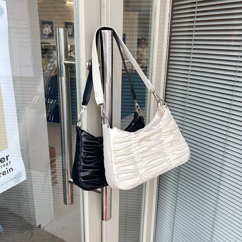 Designer Bag Vintage Wrinkled Baguette Underarm Bag For Women 2025 Spring Summer New Luxury Bag Ins Versatile Niche Textured Single Shoulder Crossbody