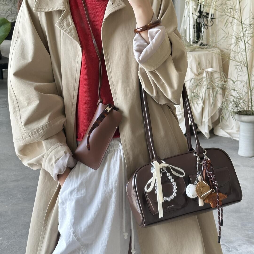 Summer New Women's Shoulder Bag New Bowling Bag Large Capacity Shoulder Bag New Designer Bag Summer New Niche Design Solid Color Designer Luxury 