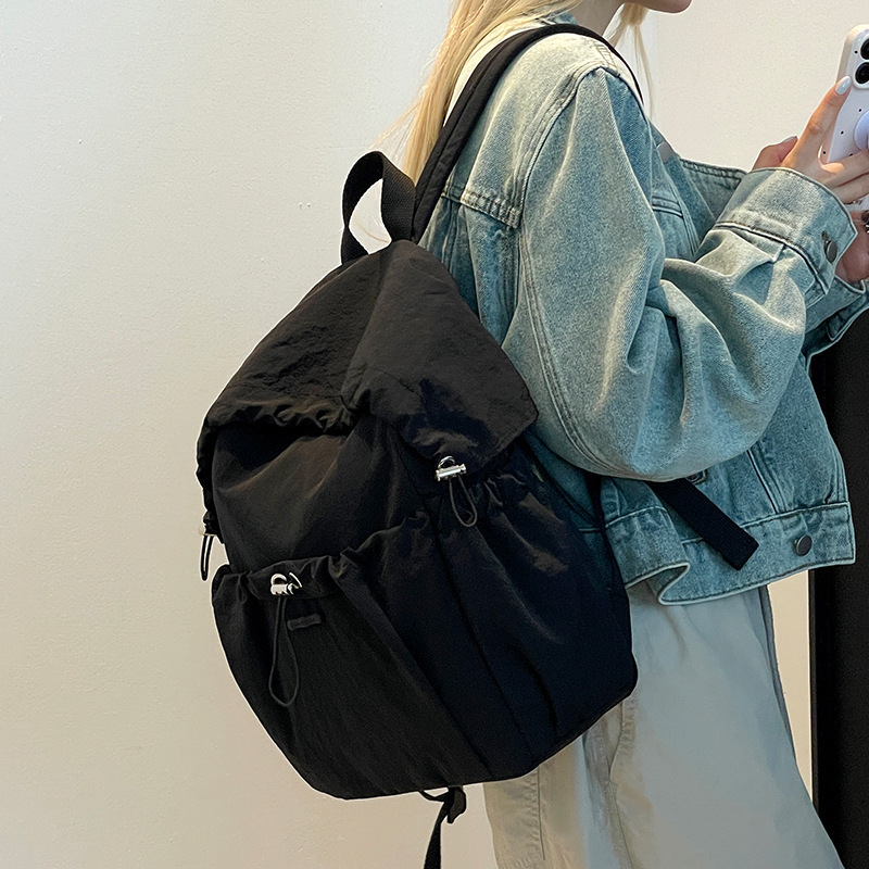 Colorful Fox Japanese and Korean New Women's Solid Color Pleated Nylon Lightweight Commuting Large Capacity Backpack ddmymoon