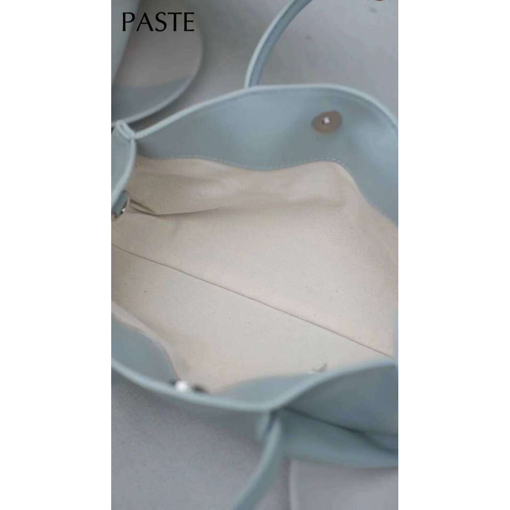 New Classic Cloud Round Handle Tote Sier Blue Color High-End Chic Designer Women Shoulder Cowhide Leather Hand Bag