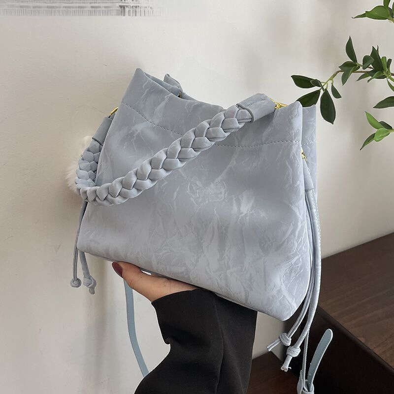 High-end Stylish Niche Pink for Women New Versatile Crossbody Fashion Handbag Bucket Bag