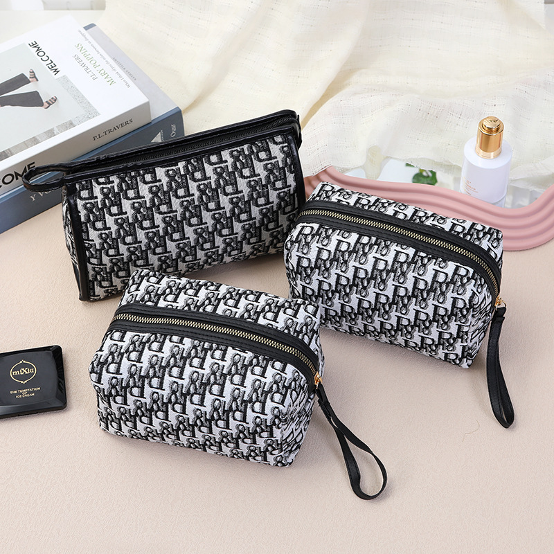 Premium Cosmetic Organizer 2025 Trendy Portable Handle Carry Large Capacity Travel/Makeup Bag