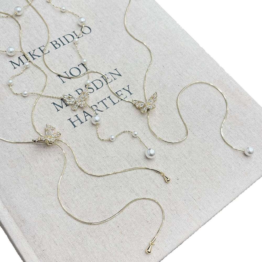 Golden Butterfly Pendant Decorative Zircon Inlaid Wings Women's Imitation 2025 Spring New Necklace c6e