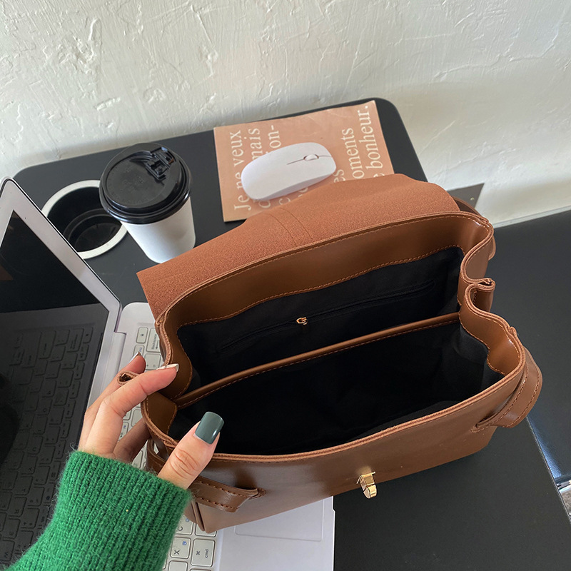 Designer Bag Soft Leather Large Capacity Fashion Retro Flip Commuter Bag Luxury Bag For Women 2025 Autumn Winter New Single Shoulder Handheld Tote Lar