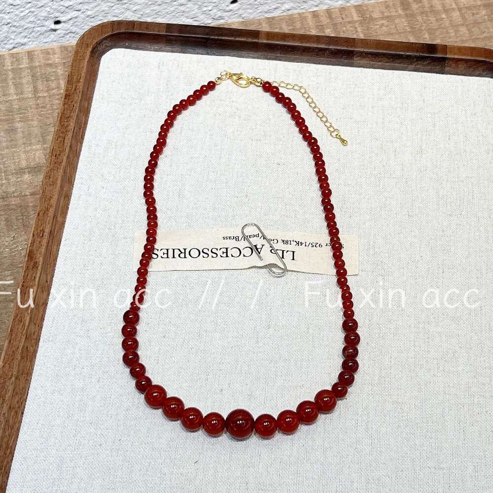 Natural Red Agate Beaded Necklace for Women, Light Niche White Mother-of-Pearl Bead Collarbone Chain, High-End Versatile Sweater Chain c31