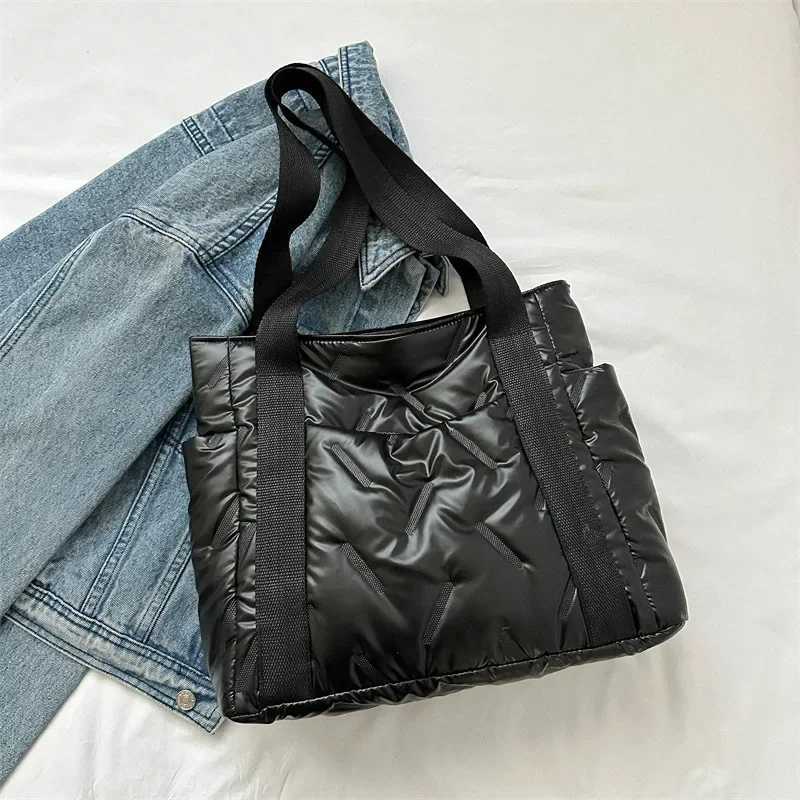 Winter Down Cott Casual Tote Bags for Women Solid Color Shoulder Bag Ladies Handbags for Commuting Gift Bags Y250730
