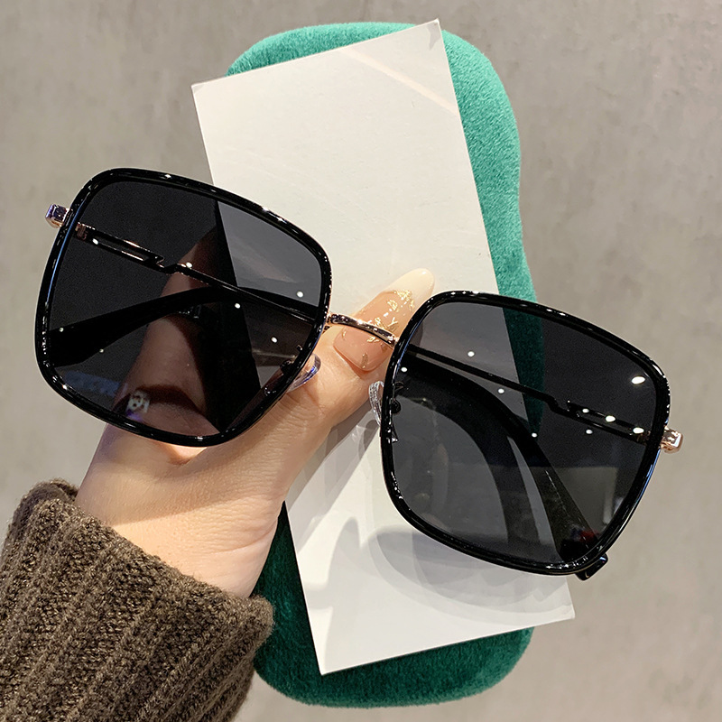 Super Large Frame Sunglasses for Women Designer High Quality 2025 New Fashion Driving UV400 Square Glasses