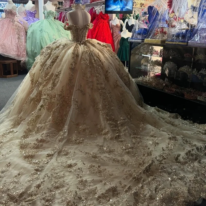 Champagne Shiny Quinceanera Dresses Off The Shoulder Applique Lace Beads Tulle Party Birthday Vestidos De 15 Anos Sweet 16 Dress