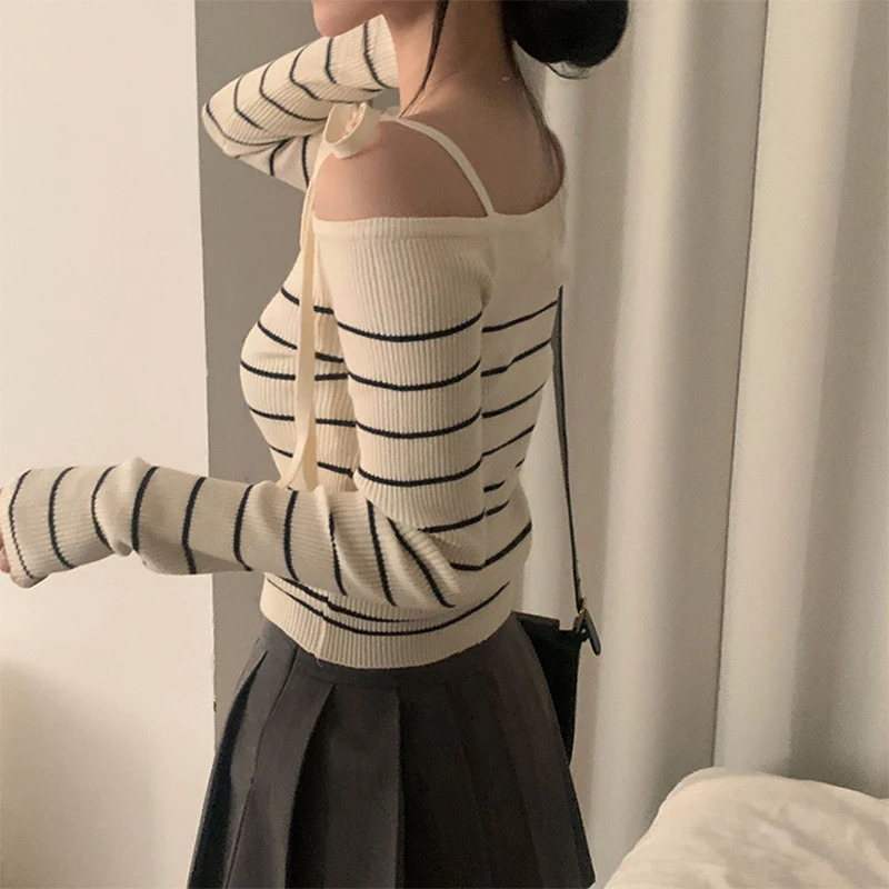 Sweet Off-the-shoulder Striped Tops Women Spring Autumn Casual Irregular Knitted Pullover 250723