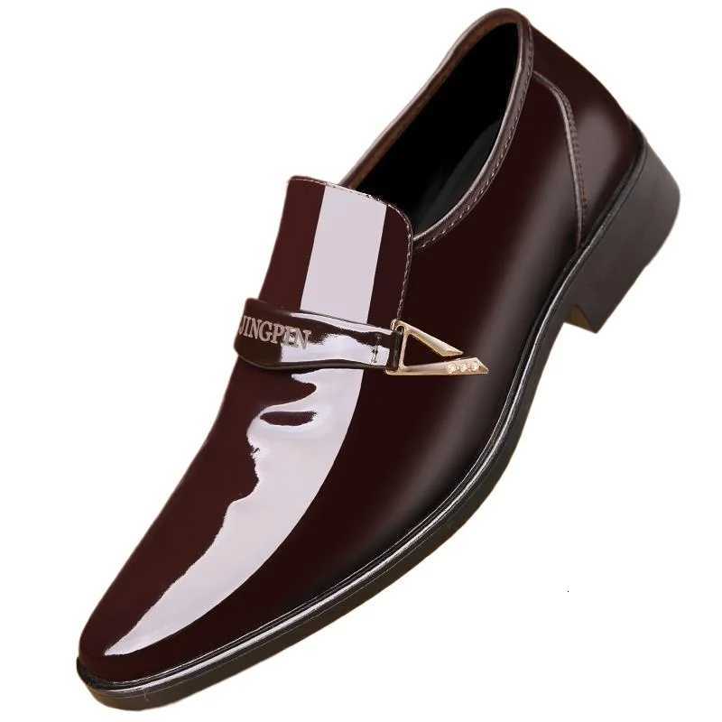 Spring Autumn Mens New Leather Shoes Casual Patent Leather Oxford Footwear Moccasin Fion Business Shoes Trend Non-Slip Shoe Y250730