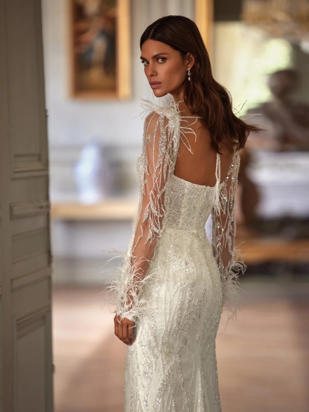Classic Mermaid Wedding Dress Sweetheart Neck Long Sleeves Bridal Gowns Sequins Feather Backless Sweep Train Dresses Custom Made vestidos de novia