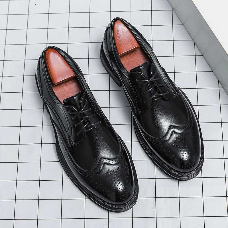 Classic Formal Shoes Men Shoes Black Brown Thick Sole Casual Business Block Gentleman Social Shoes Size 38-46 Men Shoes Y250730