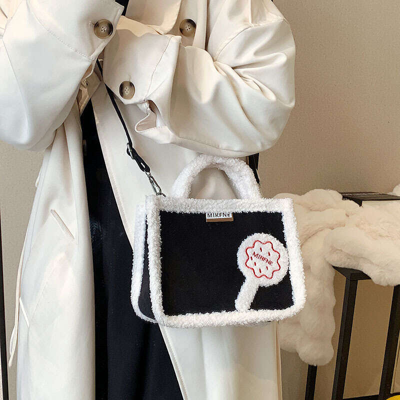 2022 Winter New Korean and Japanese Style Plush Women's Solid Color Color-Block Design Single Shoulder Crossbody Bag