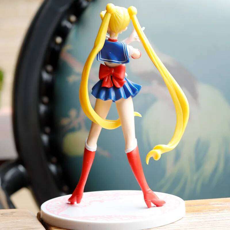 17cm Cartoon cute girl Sailor Moon PVC Action Anime Figure Model Kawaii Doll Desktop Ornaments