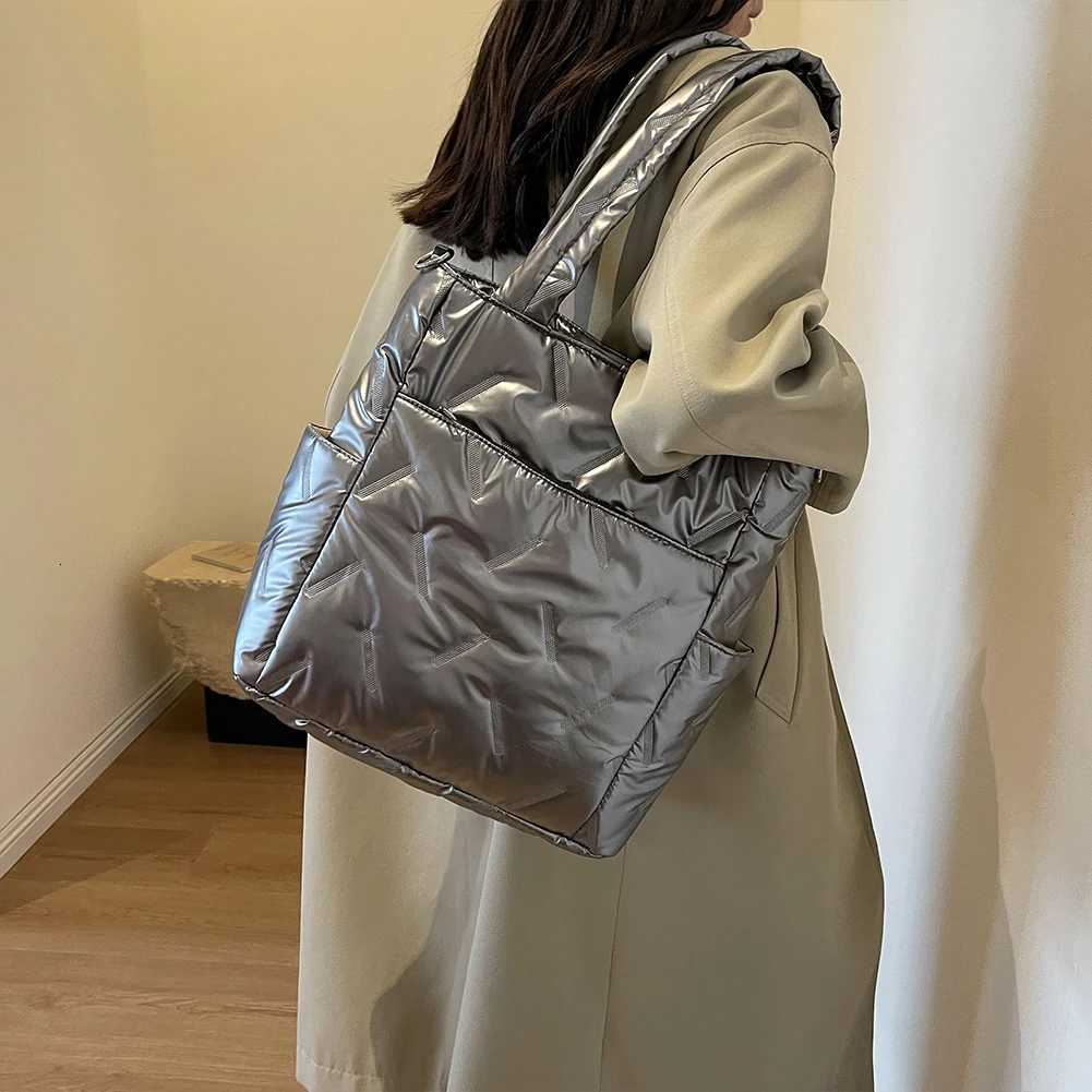5 Puffer Handbag for Men Quilted Puffy Tote Bag Latt Cott Padded Shoulder Crossbody Bag Trendy Casual Shopper Bag Y250730