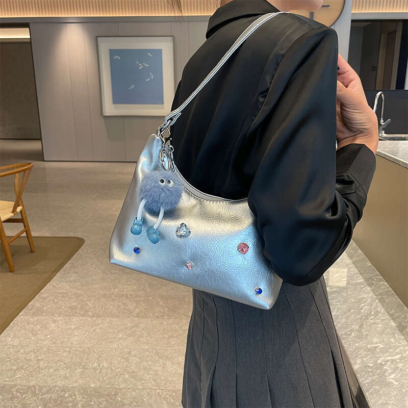 INS Bright Diamond Underarm Women's 2023 New Trend Niche Design Single Shoulder Crossbody Small Square Bag